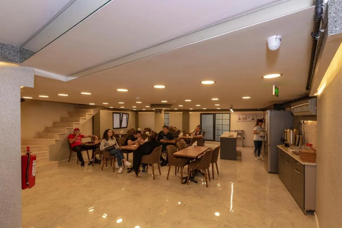 Grand Ahi Hotel Istanbul 3*,